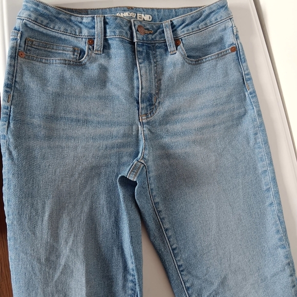 Lands'end women's high rise Straight Recover Denim Jeans Ligh Blue Wash sz 6. - Picture 7 of 17